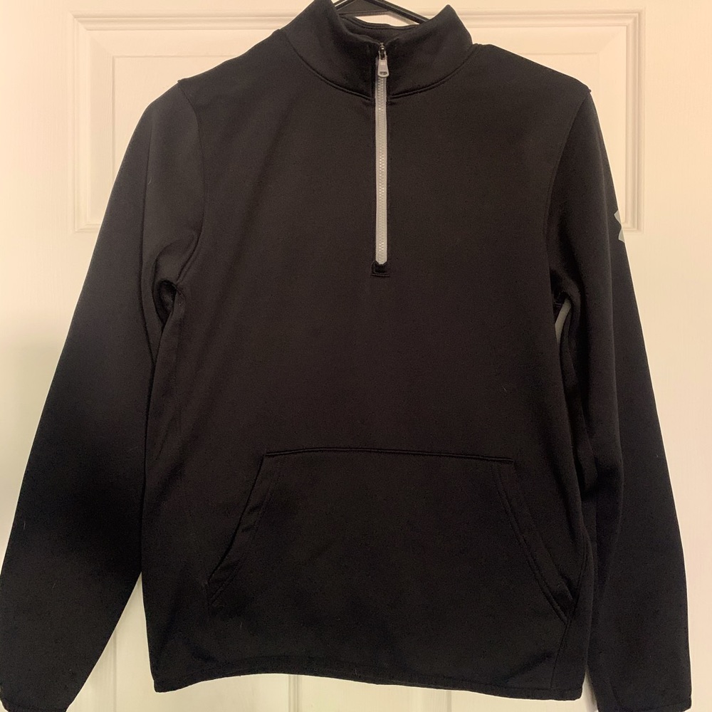 Boys XL 1/4 zip sweatshirt Under Armour